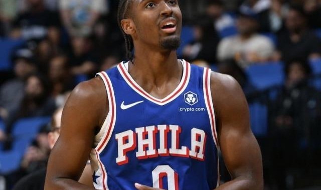 b体育官网-揭幕战狂打21铁！大帝乔治同时缺阵 小马孤立无援