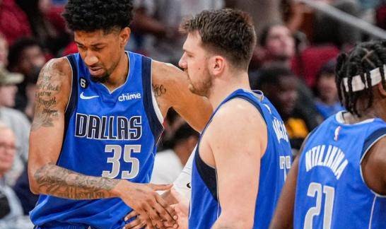 b体育-下半场发威足以击败火箭 独行侠7连胜稳坐西部前4