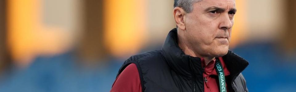 b体育下载-半场压哨破门！彭啸轰世界波，媒体人热议：8位数身价还得涨